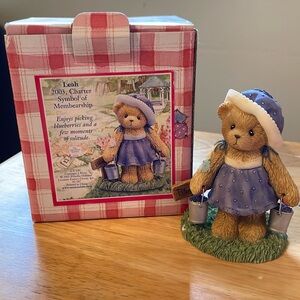 2003 Vintage Cherished Teddies Charter Member figurine. Leah